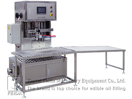Mono- outlet soft pack edible oil filling machine